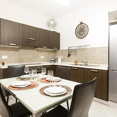 Sliema Love Apartment