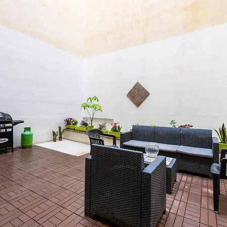 Sliema Love * Sliema